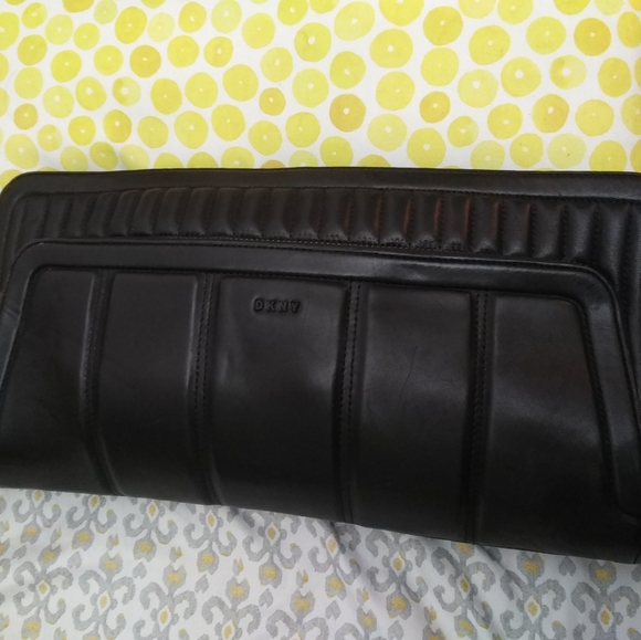 Woman extra large retro style  leather DKNY - Picture 1 of 5